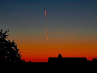 UFO oder Raketenstart gesichtet  01